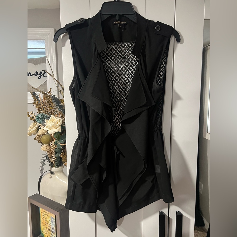 Like New Alberto Makali sleeveless wrap with sheer accent and sequin back sz M